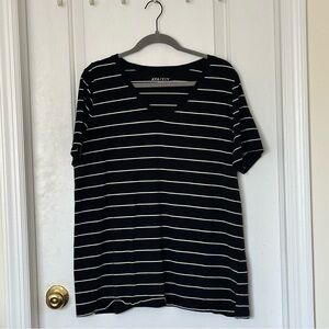 Black & White Striped V-Neck Tee / T-shirt